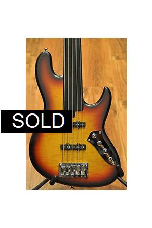 Maruszczyk Elwood 5p Fretless Sunburst Maruszczyk Elwood 5p Fretless Sunburst